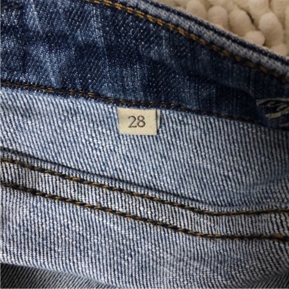 Juicy Couture Melrose Bermuda Short with Heart embellished pocket - Picture 10 of 10